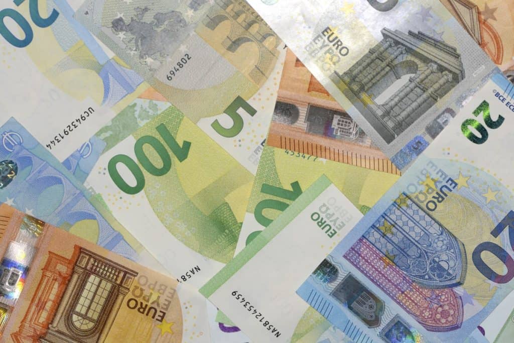 Kako stvoriti sigurnosnu mrežu od tri mjesečne plaće Kako stvoriti sigurnosnu mrežu od tri mjesečne plaće